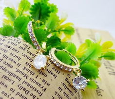 韩国高档耳饰厂家直销义乌小饰品 锆石水钻耳环的价格、厂家与图片解析